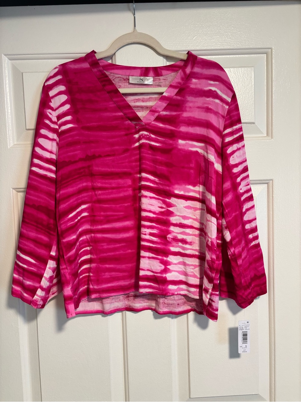 Natori Fuchsia and White Tie-Dye V-Neck Tunic